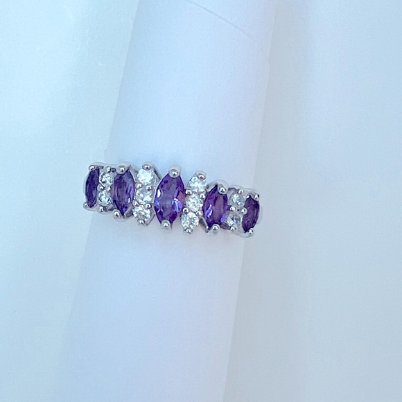 💜 Amethyst and cubic zirconia sterling silver (925) ring - Picture 1 of 11